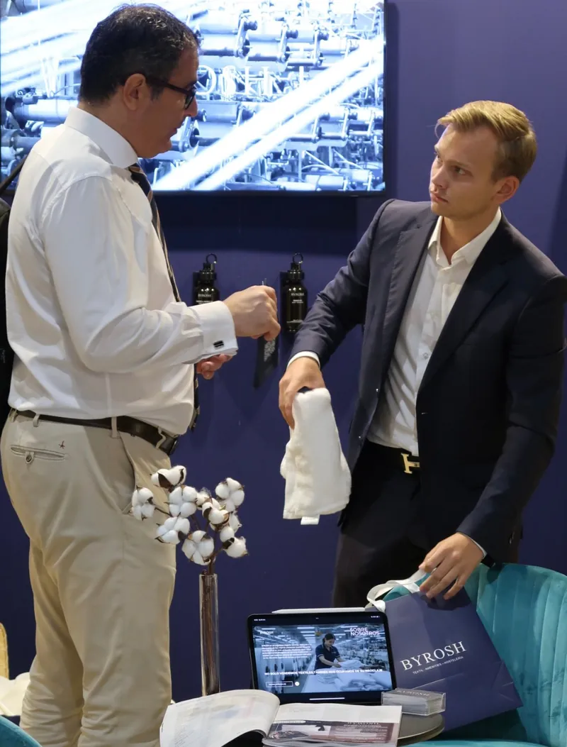 Visitors at the BYROSH stand at InteriHOTEL Barcelona