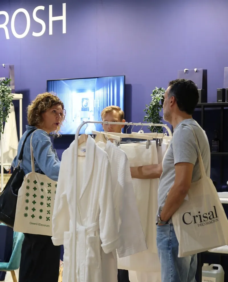 BYROSH bathrobes at the InteriHOTEL stand
